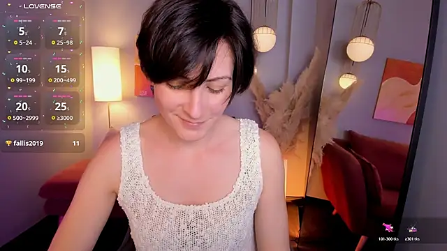 LorenDaze online show from June 2026 02:16:01 PM