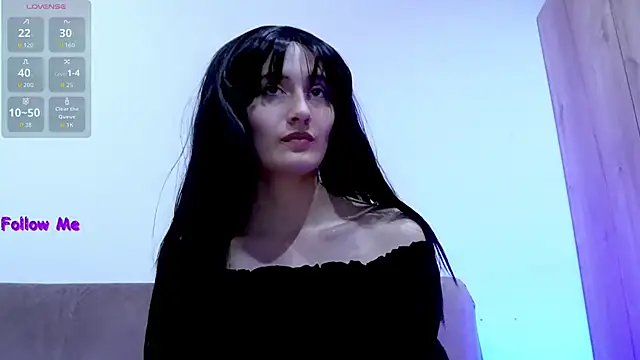 lola vlad online show from October 2025 01:25:01 AM