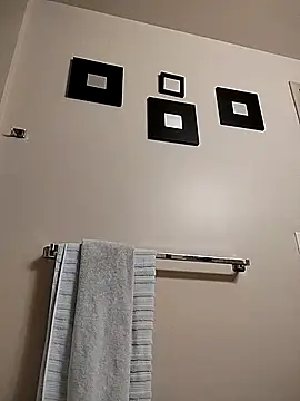 eatmeplease44 online show from January 2026 10:44:02 PM