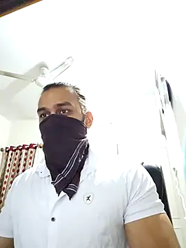 Snapshot of kaizercool1 chatting on January 2025 04:32:01 AM kaizercool1 online show from January 2025 04:32:01 AM