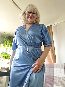 IrmaRose online show from April 2026 05:03:01 AM