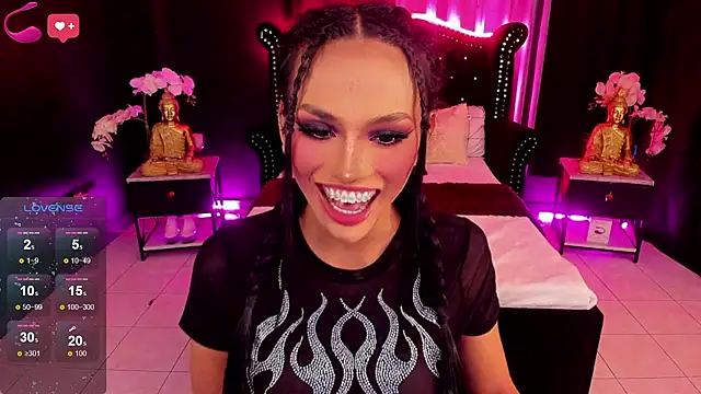 Snapshot of MsHannaSaint chatting on September 2025 09:01:02 AM MsHannaSaint online show from September 2025 09:01:02 AM