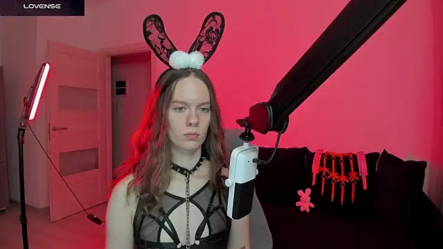 DivineBite online show from March 2026 05:30:02 PM