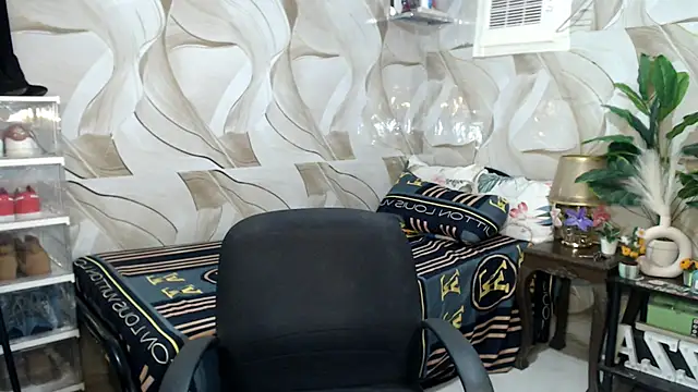 Snapshot of MagnificatMistress chatting on July 2026 06:55:02 PM MagnificatMistress online show from July 2026 06:55:02 PM