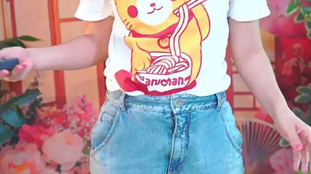 Pinkie Princes online show from November 2025 02:54:01 AM