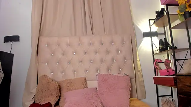 LilyBrunette online show from February 2026 01:10:02 AM