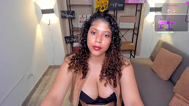 LilyBrunette online show from April 2026 12:22:02 AM