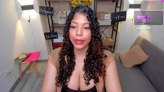 LilyBrunette online show from May 2026 12:48:02 AM