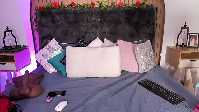 Karlagonzales  online show from March 2026 07:31:01 PM