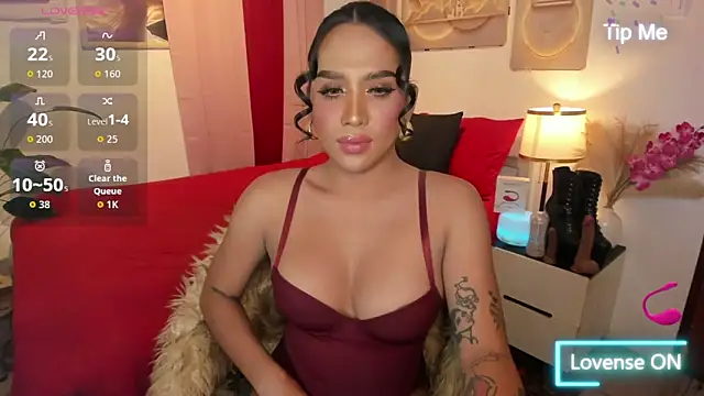 ClassyEllice online show from April 2026 08:31:02 PM