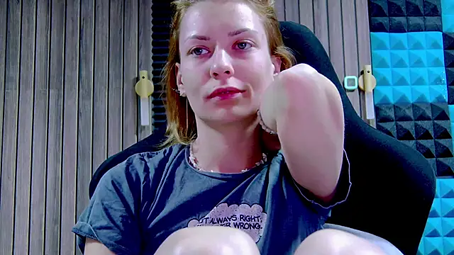 karo123421 online show from March 2025 03:47:01 AM