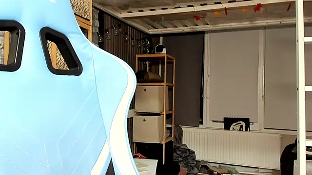 karo123421 online show from September 2025 07:47:01 PM