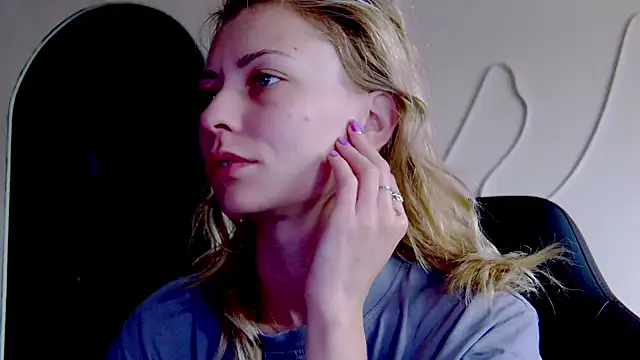 Snapshot of karo123421 chatting on November 2025 09:07:02 AM karo123421 online show from November 2025 09:07:02 AM