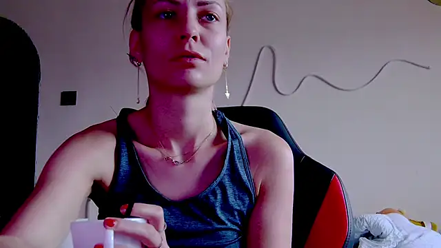 Snapshot of karo123421 chatting on November 2025 09:53:01 AM karo123421 online show from November 2025 09:53:01 AM