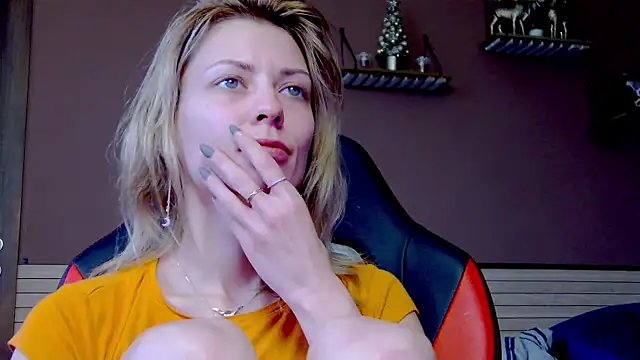 Snapshot of karo123421 chatting on December 2025 09:25:01 AM karo123421 online show from December 2025 09:25:01 AM