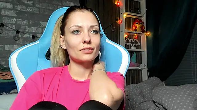 Snapshot of karo123421 chatting on December 2025 08:46:01 PM karo123421 online show from December 2025 08:46:01 PM