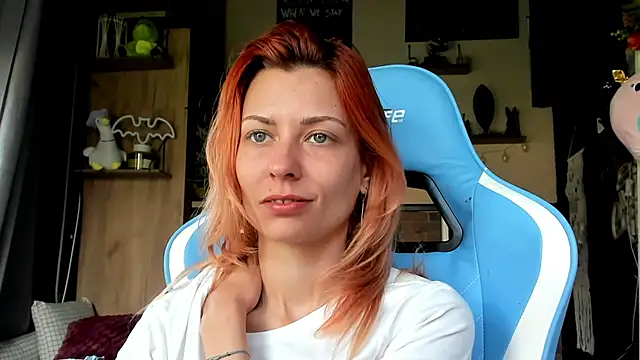 karo123421 online show from May 2026 05:45:01 AM