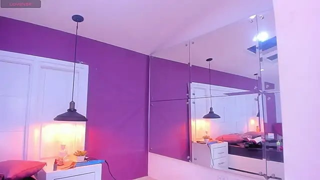 SilvanaCapelli online show from March 2025 05:11:02 AM