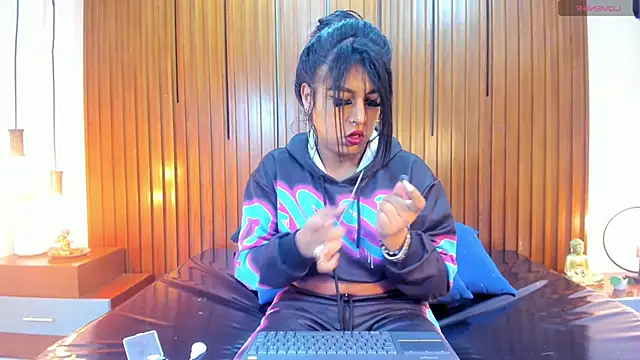 SilvanaCapelli online show from February 2026 07:17:02 PM