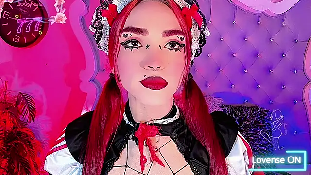 LeyXandrabraz online show from May 2026 08:25:01 PM