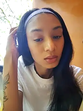 Leaberry online show from January 2026 06:53:01 PM