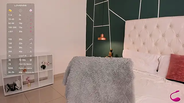 Veronicalanx1 online show from October 2025 12:09:01 PM