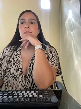 Snapshot of kendall_52 chatting on March 2026 03:28:02 PM kendall 52 online show from March 2026 03:28:02 PM