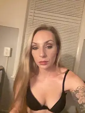 Snapshot of superrnovaaa777 chatting on November 2025 04:34:01 AM superrnovaaa777 online show from November 2025 04:34:01 AM