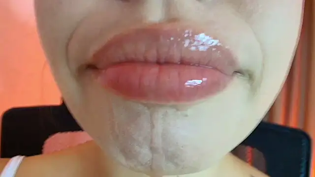 lisbet21x online show from June 2026 09:41:01 PM