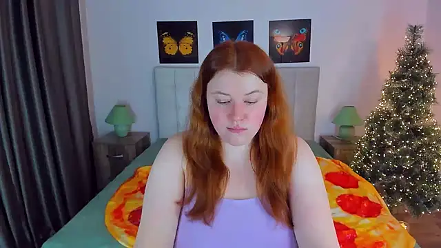Snapshot of PolinaSalvatore chatting on December 2024 08:45:01 PM PolinaSalvatore online show from December 2024 08:45:01 PM