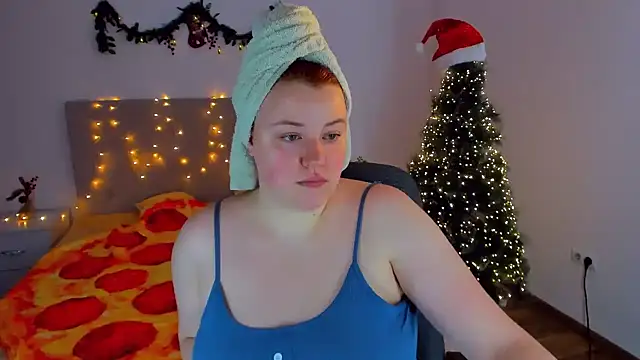 Snapshot of PolinaSalvatore chatting on December 2024 09:11:02 PM PolinaSalvatore online show from December 2024 09:11:02 PM
