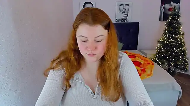 Snapshot of PolinaSalvatore chatting on December 2024 10:56:02 AM PolinaSalvatore online show from December 2024 10:56:02 AM