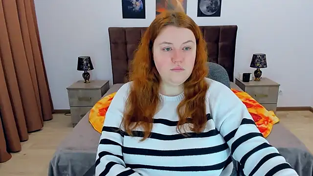 Snapshot of PolinaSalvatore chatting on January 2025 08:29:01 AM PolinaSalvatore online show from January 2025 08:29:01 AM