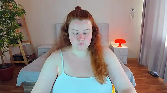 Snapshot of PolinaSalvatore chatting on September 2025 08:06:01 AM PolinaSalvatore online show from September 2025 08:06:01 AM