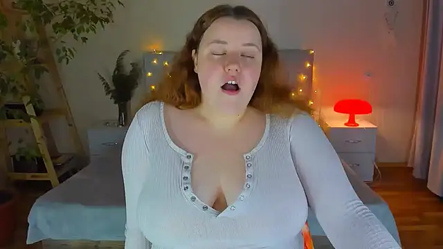 Snapshot of PolinaSalvatore chatting on October 2025 05:03:01 PM PolinaSalvatore online show from October 2025 05:03:01 PM