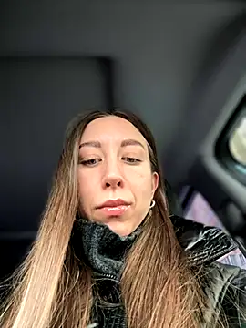 EvaCatt online show from November 2025 03:49:01 AM