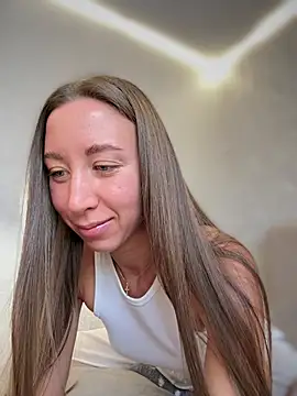 EvaCatt online show from January 2026 04:17:02 AM