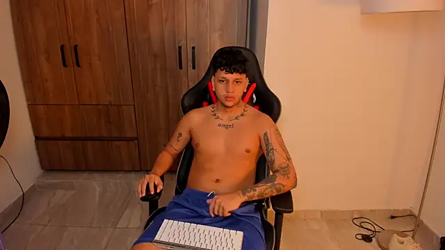 Jake simons online show from September 2025 01:54:02 AM