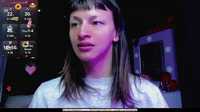 Snapshot of Summer_XO chatting on September 2025 04:15:01 AM Summer XO online show from September 2025 04:15:01 AM