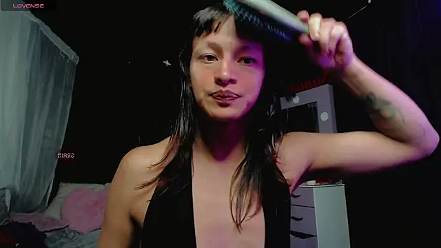 Snapshot of Summer_XO chatting on September 2025 02:16:02 AM Summer XO online show from September 2025 02:16:02 AM