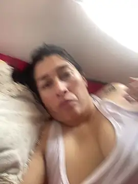 Snapshot of andreaisis2 chatting on January 2025 05:13:01 PM andreaisis2 online show from January 2025 05:13:01 PM