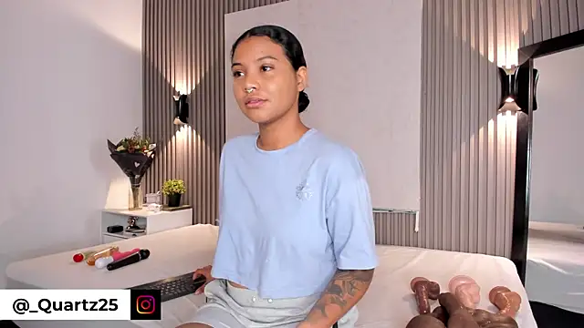 Zafiiraa online show from November 2025 12:16:02 PM