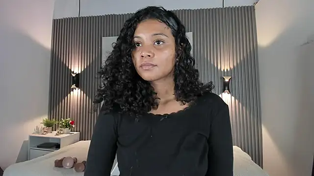 Zafiiraa online show from June 2026 10:41:01 PM