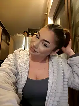 Snapshot of Ella_sweety chatting on January 2025 08:48:01 PM Ella sweety online show from January 2025 08:48:01 PM