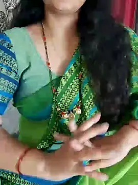 Snapshot of Indian_desi_wife chatting on December 2024 04:25:01 PM Indian desi wife online show from December 2024 04:25:01 PM