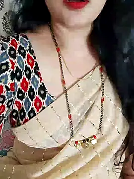 Snapshot of Indian_desi_wife chatting on December 2024 03:42:01 PM Indian desi wife online show from December 2024 03:42:01 PM