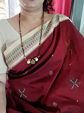 Snapshot of Indian_desi_wife chatting on January 2025 05:48:02 AM Indian desi wife online show from January 2025 05:48:02 AM