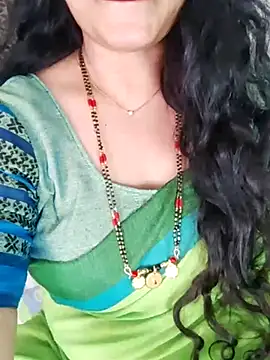 Snapshot of Indian_desi_wife chatting on February 2025 04:15:02 PM Indian desi wife online show from February 2025 04:15:02 PM