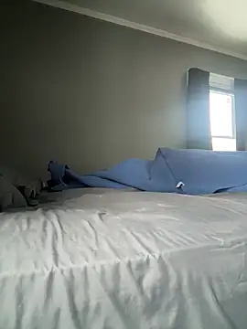 Snapshot of DAJ4002 chatting on February 2026 01:43:01 PM DAJ4002 online show from February 2026 01:43:01 PM