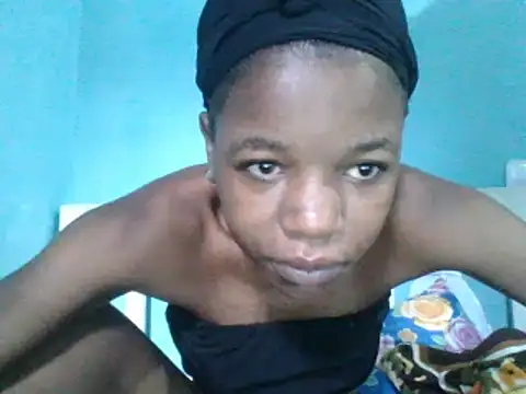 Snapshot of sweetchic_ chatting on February 2025 07:01:02 AM sweetchic online show from February 2025 07:01:02 AM